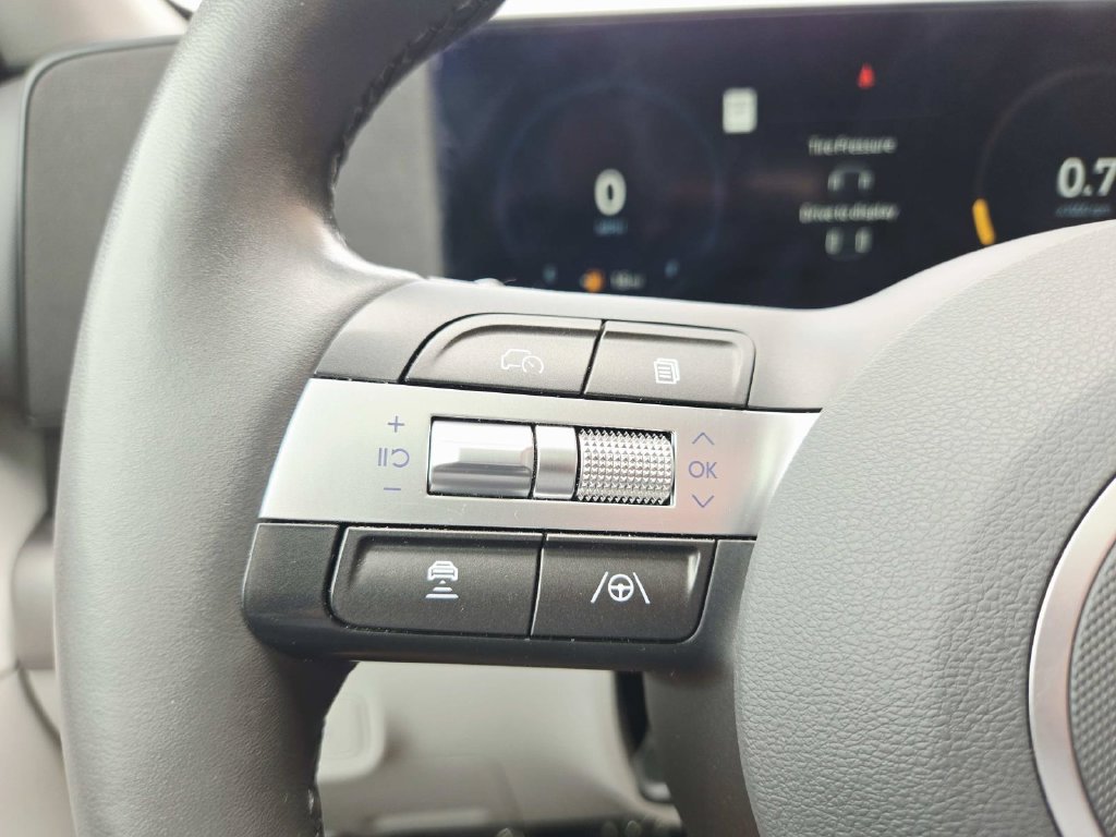 Used 2024 Hyundai Kona Limited AWD/4WD image 20