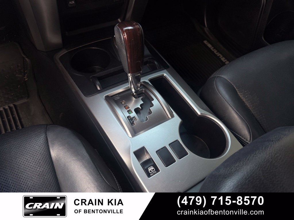 Used 2019 Toyota 4Runner Limited AWD/4WD image 19