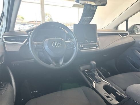 Used 2023 Toyota Corolla LE image 17