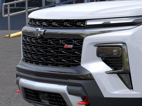 New 2026 Chevrolet Traverse Z71 w/ Enhanced Driving Package image 13
