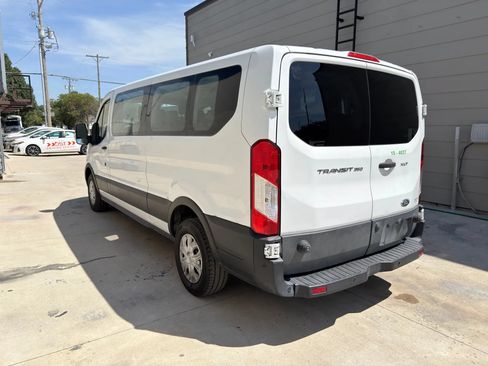 Used 2021 Ford Transit 350 XLT RWD image 5