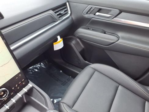 New 2026 GMC Terrain Elevation w/ Elevation Premium Package image 17