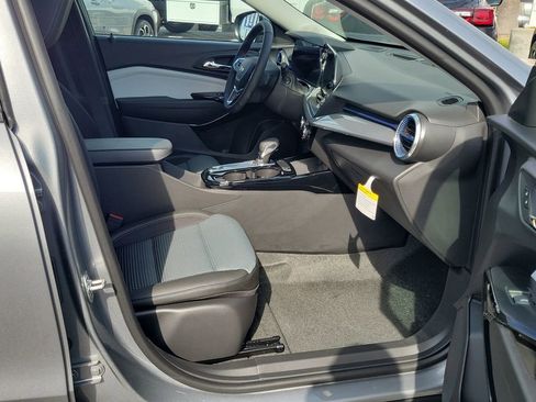 New 2026 Chevrolet Trax LT w/ Driver Confidence Package image 13