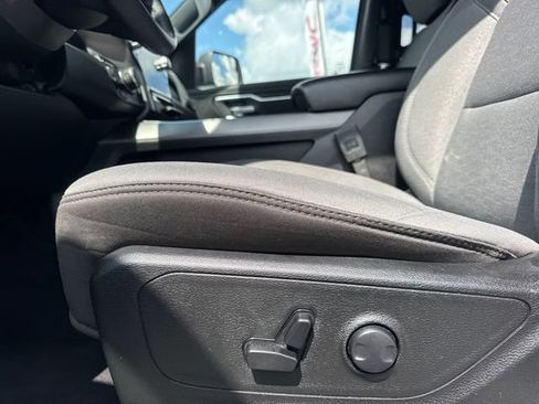 Used 2025 RAM 1500 Big Horn AWD/4WD image 14