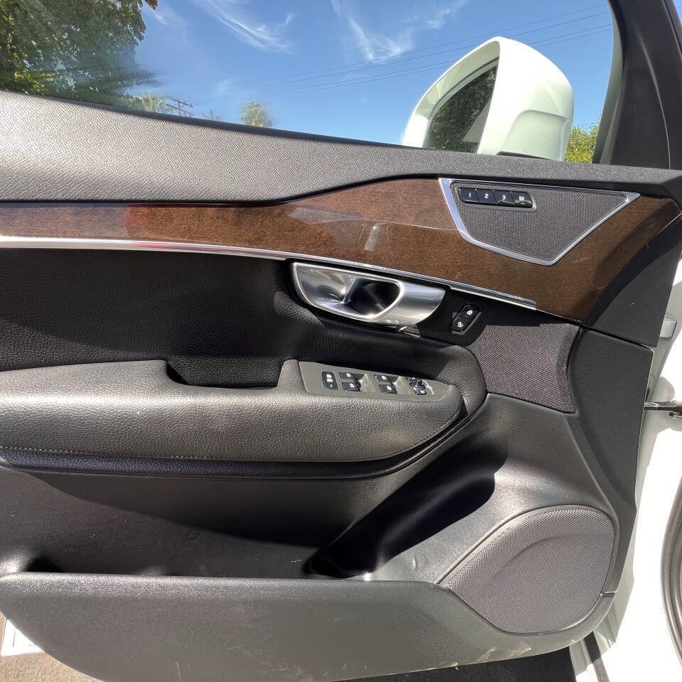 Used 2017 Volvo XC90 T6 Momentum w/ Vision Package AWD/4WD image 23