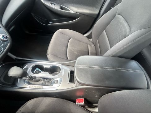 Used 2025 Chevrolet Malibu LT FWD image 34