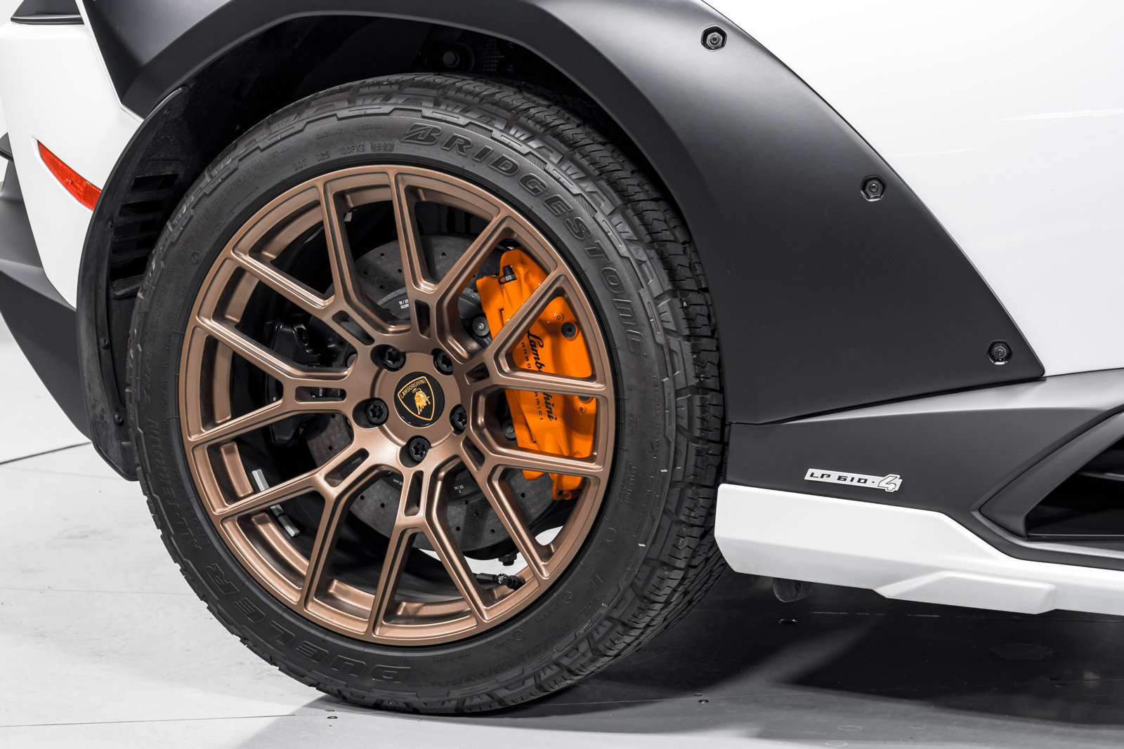 Used 2023 Lamborghini Huracan Sterrato AWD/4WD image 49