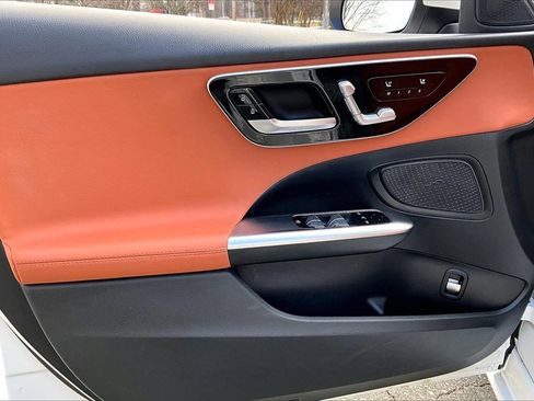 Used 2022 Mercedes-Benz C 300 Sedan image 26