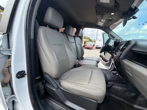 Used 2022 Ford F250 XL w/ Power Equipment Group image 20