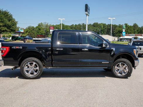 Used 2023 Ford F150 Lariat w/ Equipment Group 502A High AWD/4WD image 7