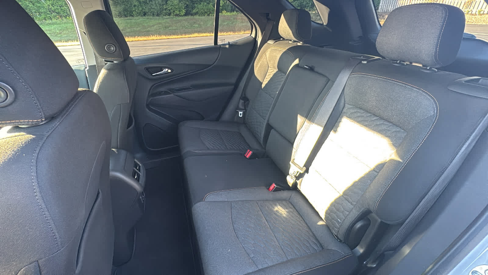 Used 2021 Chevrolet Equinox LT AWD/4WD image 27