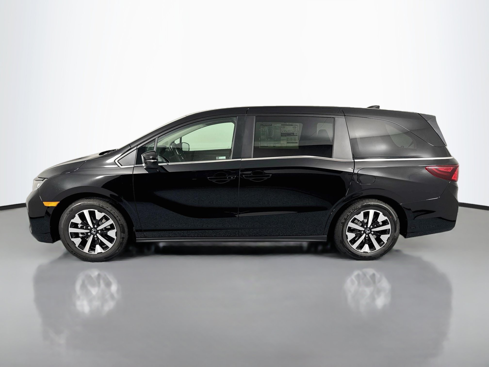 New 2027 Honda Odyssey EX-L image 8