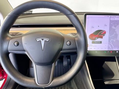 Used 2019 Tesla Model 3 Standard Range Plus image 10