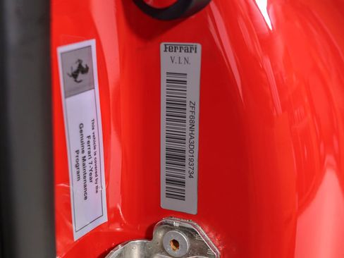 Used 2013 Ferrari 458 Spider RWD image 38