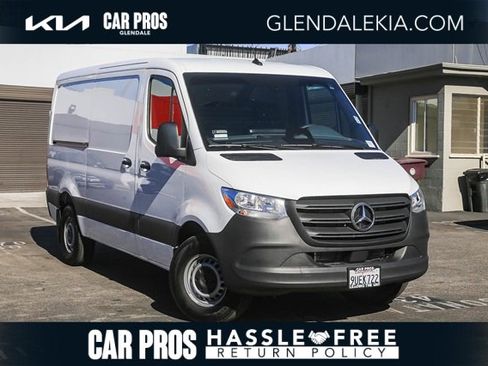 Used 2025 Mercedes-Benz Sprinter 2500 image 1