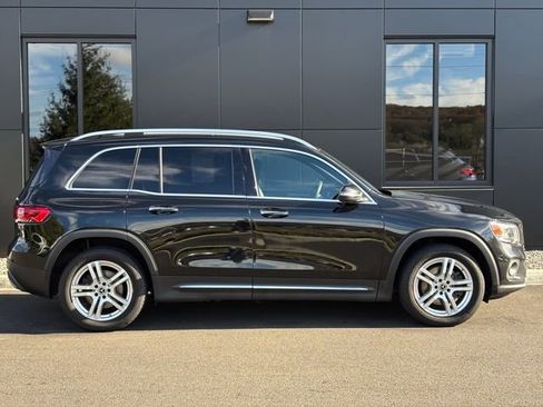 Used 2020 Mercedes-Benz GLB 250 4MATIC image 36