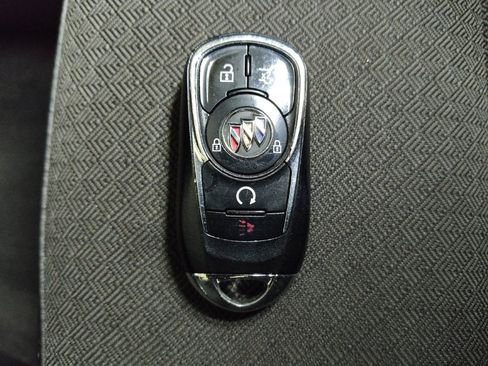 Used 2020 Buick Encore GX Select FWD image 32