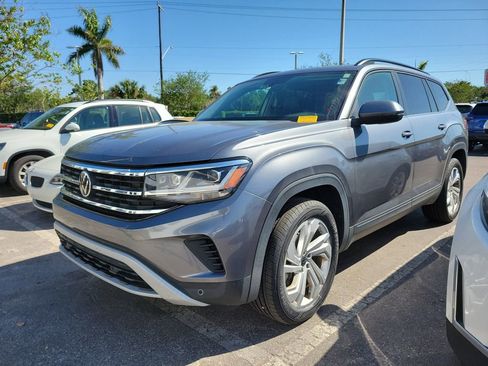 Used 2023 Volkswagen Atlas SE w/ Panoramic Sunroof Package FWD image 1