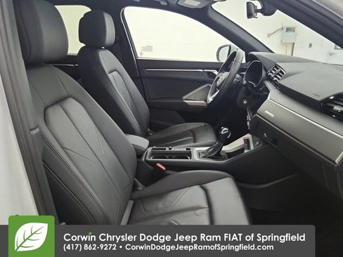 Used 2025 Audi Q3 2.0T Premium AWD/4WD image 33