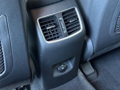 Used 2021 Hyundai Tucson Limited image 14