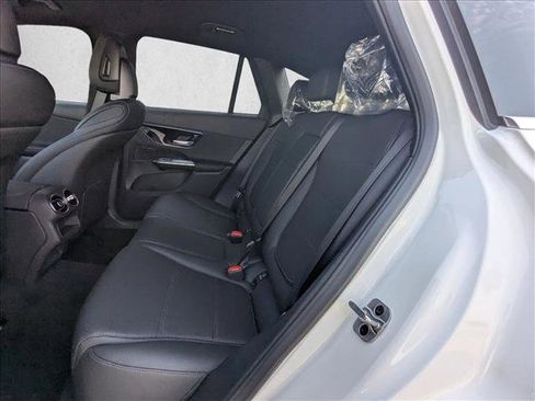 Used 2026 Mercedes-Benz GLC 300 image 15