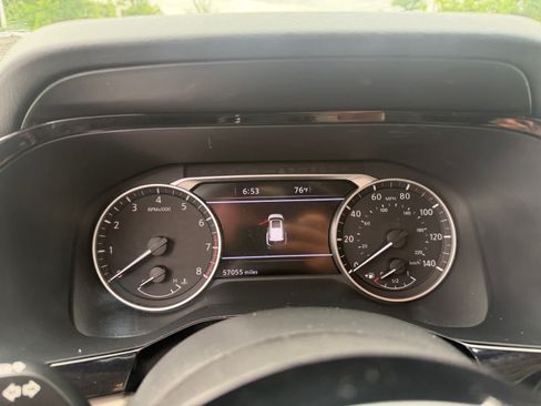 Used 2023 Nissan Pathfinder SL w/ SL Premium Package AWD/4WD image 17