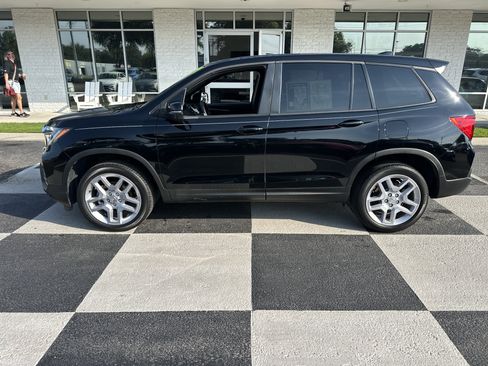 Used 2024 Honda Passport EX-L image 1