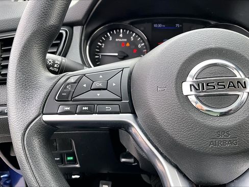 Used 2020 Nissan Rogue Sport S FWD image 24