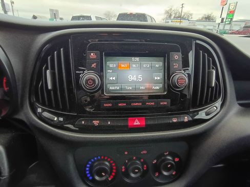 Used 2015 RAM ProMaster City Tradesman SLT image 13