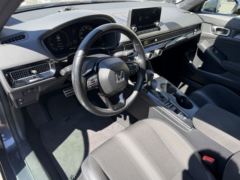Used 2023 Honda Civic Sport image 13