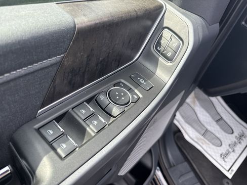 Used 2024 Ford F350 Lariat w/ Camper Package image 17