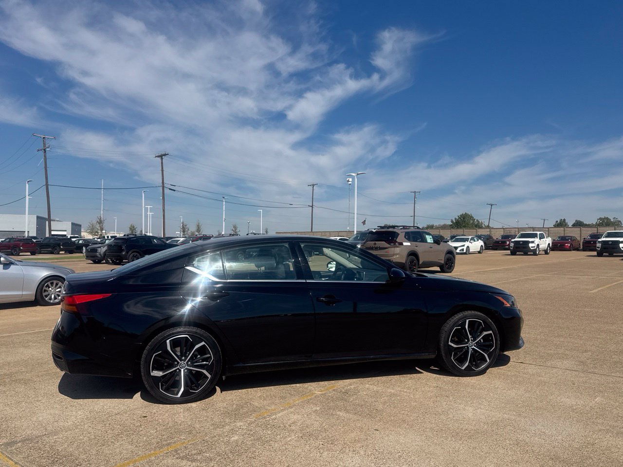 Certified 2024 Nissan Altima 2.5 SR FWD image 29
