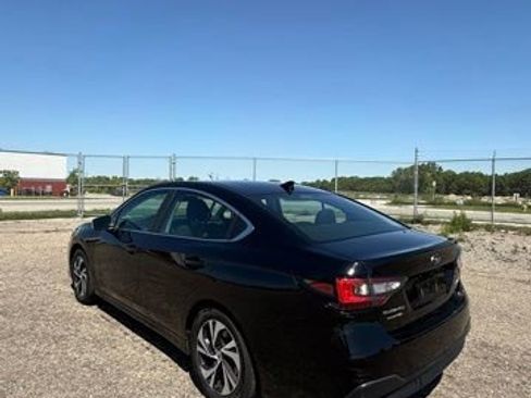 Used 2020 Subaru Legacy Premium AWD/4WD image 3