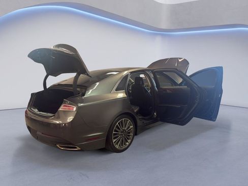 Used 2015 Lincoln MKZ w/ Equipment Group 102A Reserve FWD image 14