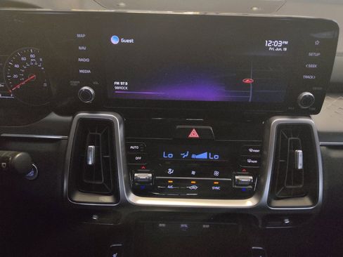 Used 2022 Kia Sorento S FWD image 25