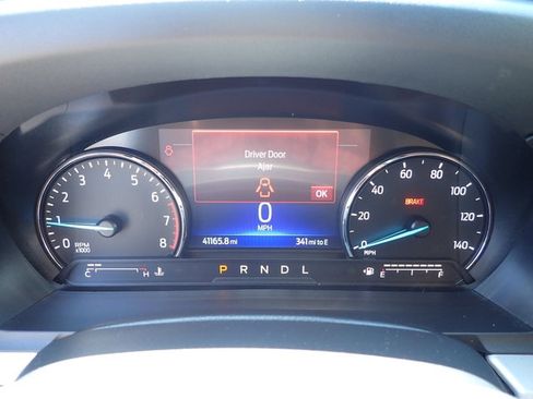 Used 2023 Ford Explorer XLT w/ Equipment Group 202A AWD/4WD image 29