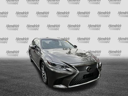 Used 2018 Lexus LS 500 AWD w/ Accessory Package (Z1) image 2