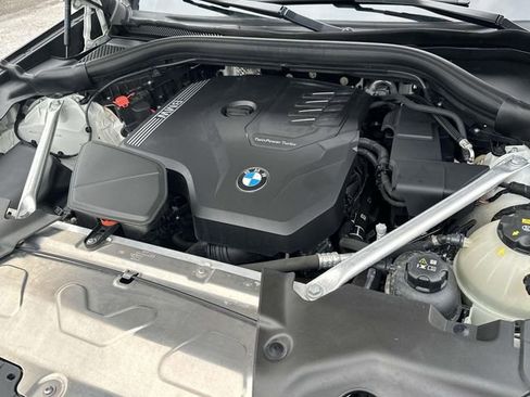 Certified 2024 BMW X4 xDrive30i w/ Premium Package image 17