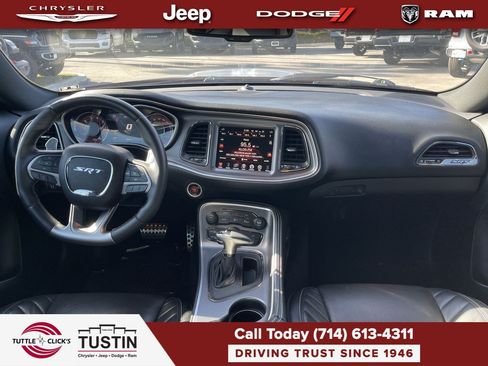 Used 2016 Dodge Challenger SRT Hellcat RWD image 12