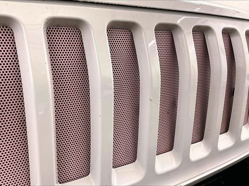 Used 2018 Jeep Wrangler Unlimited Sport S image 29