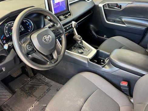 Certified 2023 Toyota RAV4 LE AWD/4WD image 11