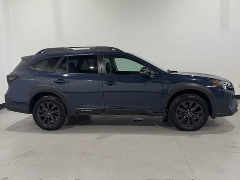 Used 2025 Subaru Outback Onyx Edition AWD/4WD image 21