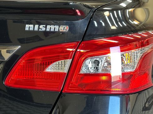Used 2017 Nissan Sentra NISMO w/ NISMO Premium Package FWD image 45