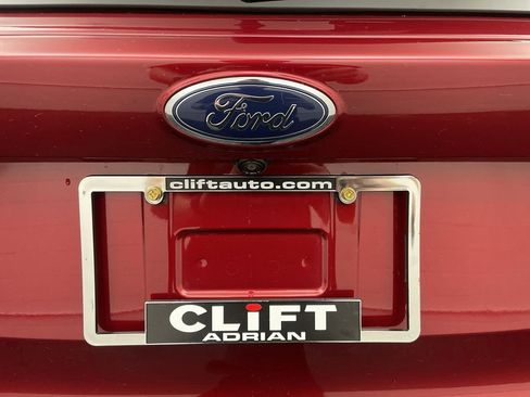 Used 2017 Ford Escape Titanium image 26