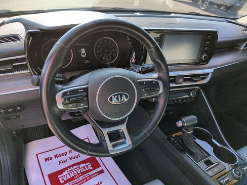 Used 2021 Kia K5 EX image 9