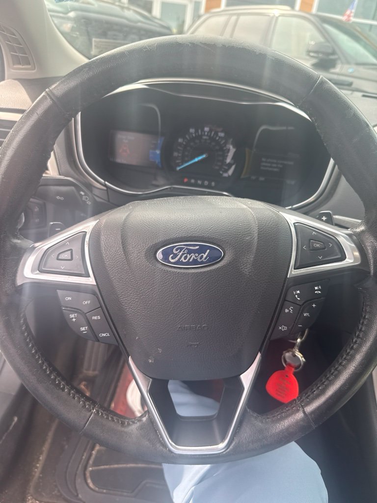 Used 2016 Ford Fusion SE w/ Equipment Group 202A FWD image 6