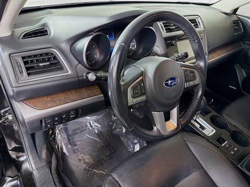 Used 2016 Subaru Outback 3.6R Limited image 23