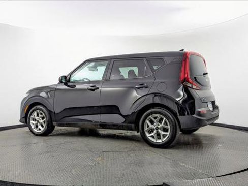 Used 2022 Kia Soul LX w/ Technology Package image 6