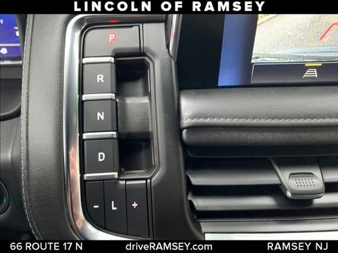 Used 2022 Chevrolet Tahoe LT image 19