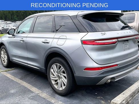 Used 2023 Lincoln Corsair FWD image 3